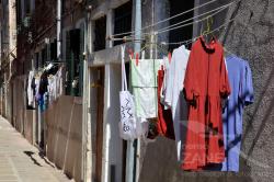 Bucato giudecchino (2019). The way Venetians dry their clothes