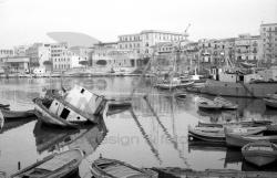 Relitto al porto di Mondello - Palermo 1976