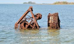 Relitto in laguna a Grado