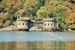 Bannerman's Castle - Pollepel island (Hudson river - 2007)