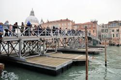 Ponte votivo per la Festa della Madonna della Salute.