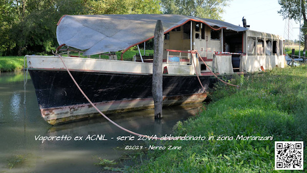Vaporetto abbandonato sul Brenta - Località Moranzani